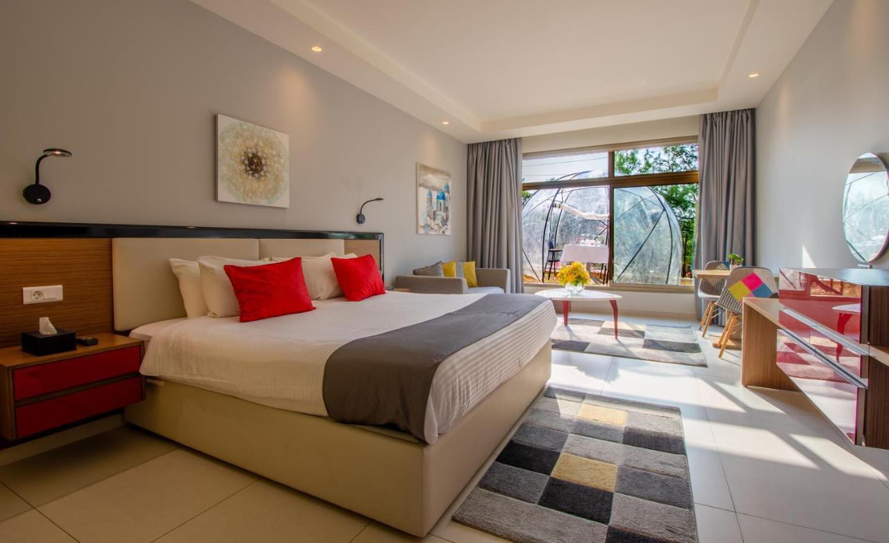 The Ray Hotel And Studios Beiroet Buitenkant foto